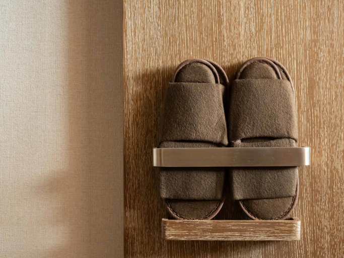 Amenities 23