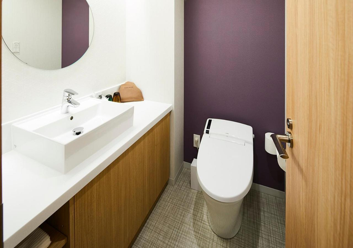 Bathroom 4