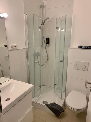 Bathroom 2, Hotel Prinz Carl, Heilbronn