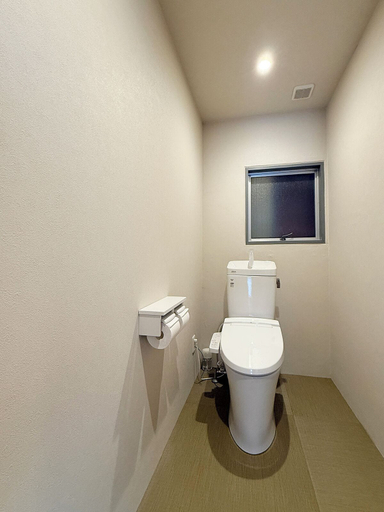 Bathroom 2, Celine Kanayama by b hotel, Hiroshima