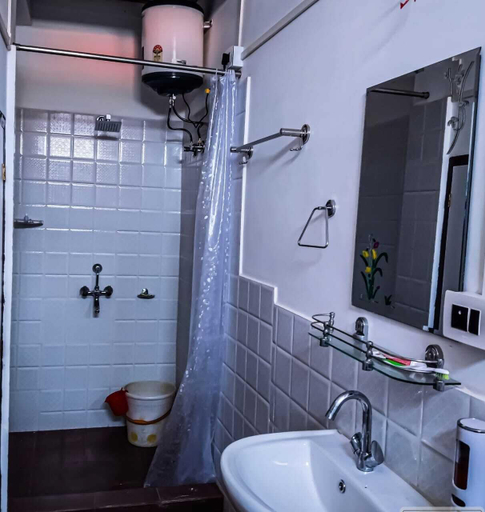 Bathroom 4, Babblers Inn By GRB, Tinsukia