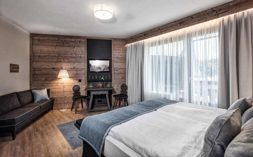 Bedroom 4, Tirolensis - Luxury All Inclusive, Bolzano