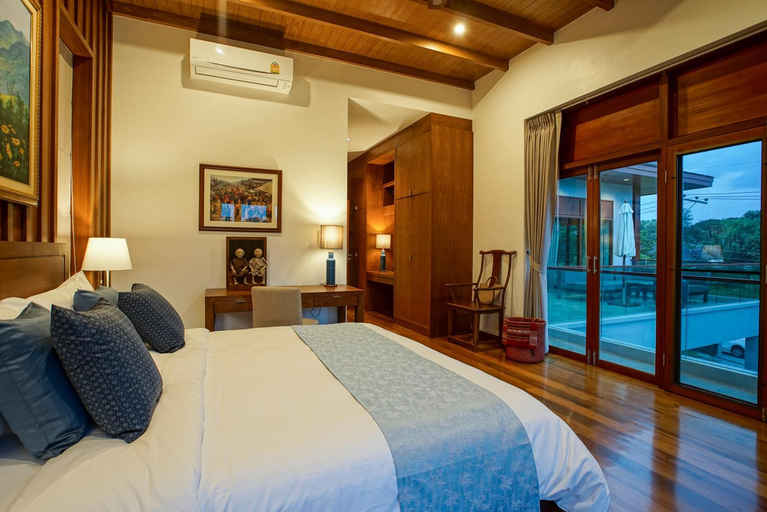 Bedroom 15