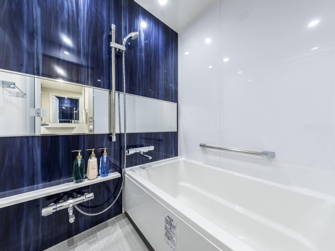 Bathroom 30