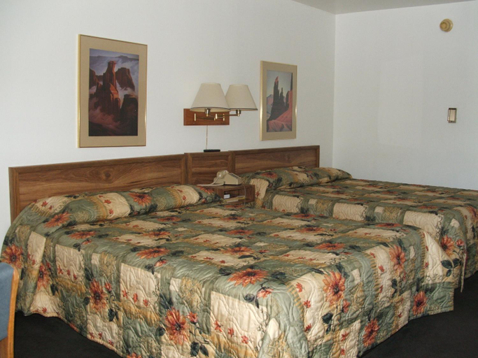 Others 5, Arizona Inn, Mohave