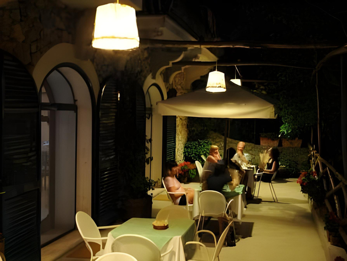 Food & Drinks 5, Colle dell'Ara, Salerno