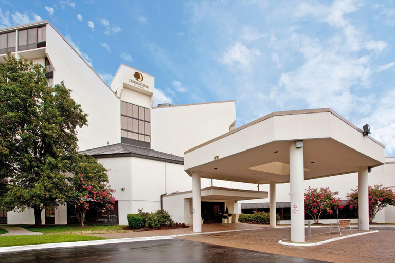Exterior & Views 2, DoubleTree by Hilton Richmond - Midlothian, Chesterfield
