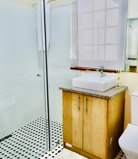 Bathroom 3, Mira Beach Club, City of Cape Town