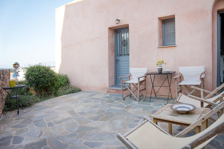 Others 5, Aloizianika 1768 Traditional GuestHouse, Attica