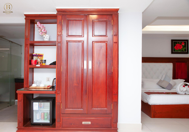 Bedroom 13
