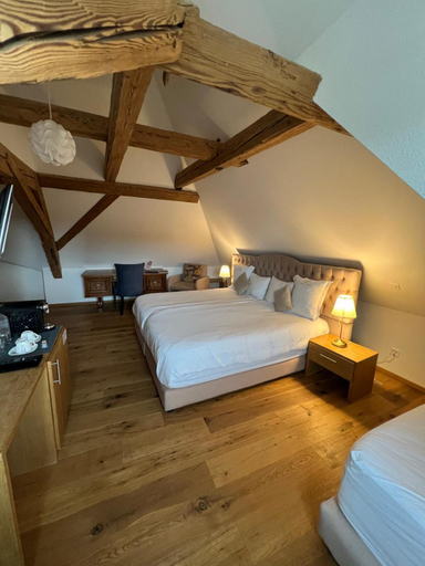 Bedroom 14