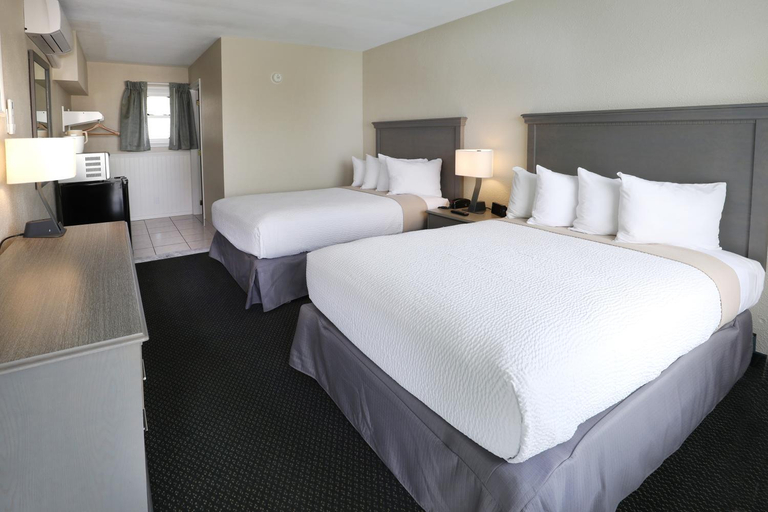 Bedroom 2, Biscayne Family Resort, Cape May