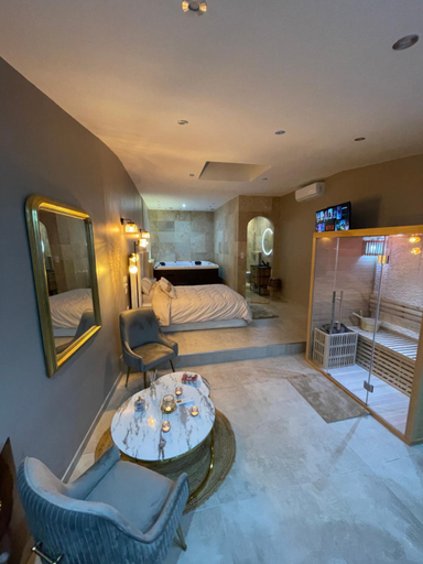 Others 2, La nuit de reve Suite privative Jaccuzi Sauna Suite 2, Aisne