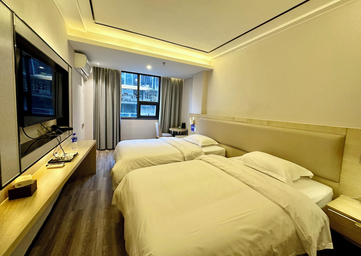 Bedroom 3, Guilin Tree Hotel, Guilin