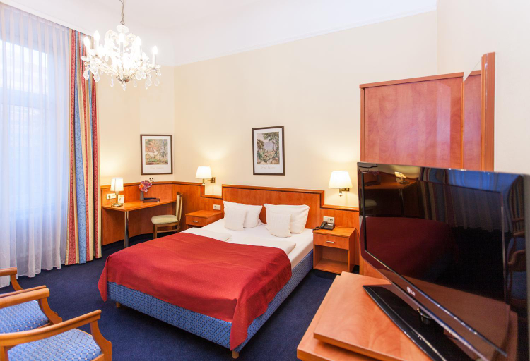 Bedroom 29