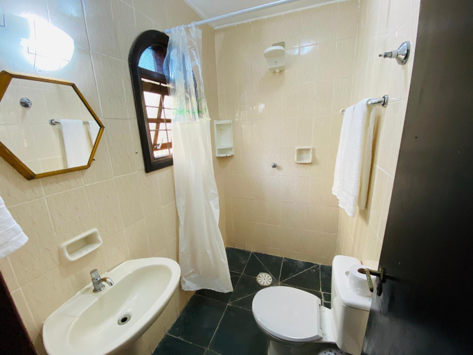 Bathroom, ILHABEACH Suites e Chales, São Sebastião