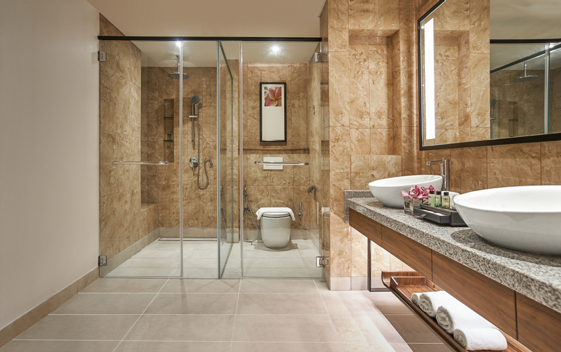Bathroom 7