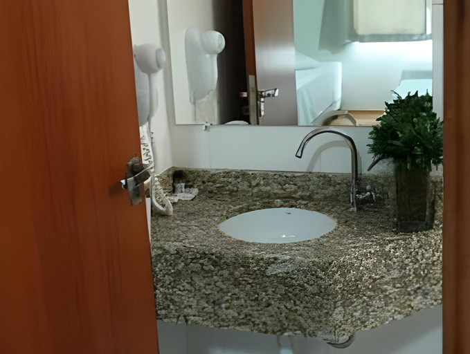 Bathroom 3, Blu Terrace Hotel, Blumenau