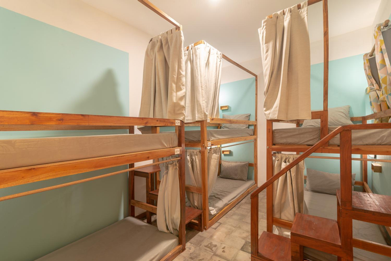 Bedroom 16