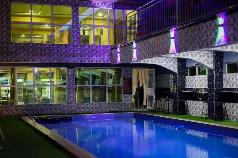 Sport & Beauty 4, Somewatt Fresh Hotel, Ilorin East
