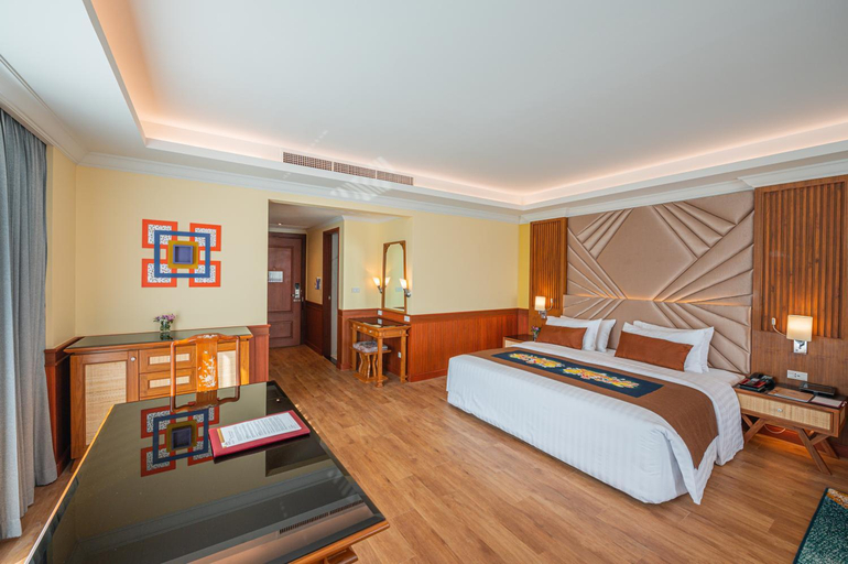 Bedroom 8