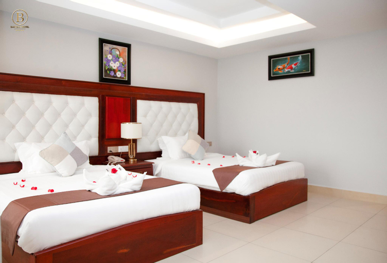 Bedroom 12