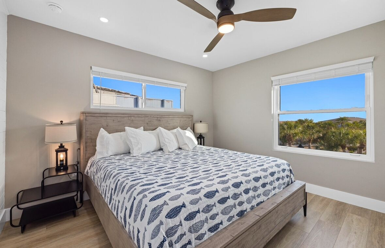 Bedroom 3, Chadwick Cove Resort & Marina, Charlotte