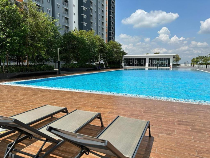 Swimming Pool 1