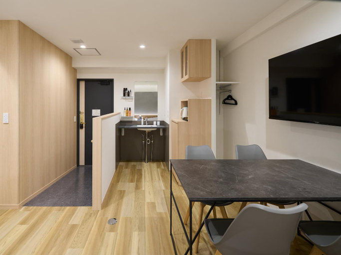Dining Room 9