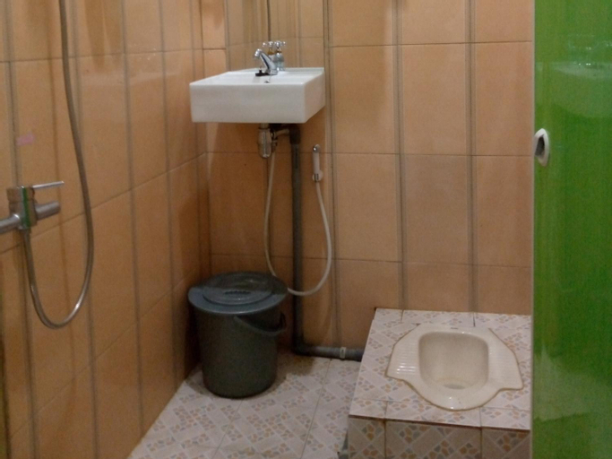 Bathroom 5