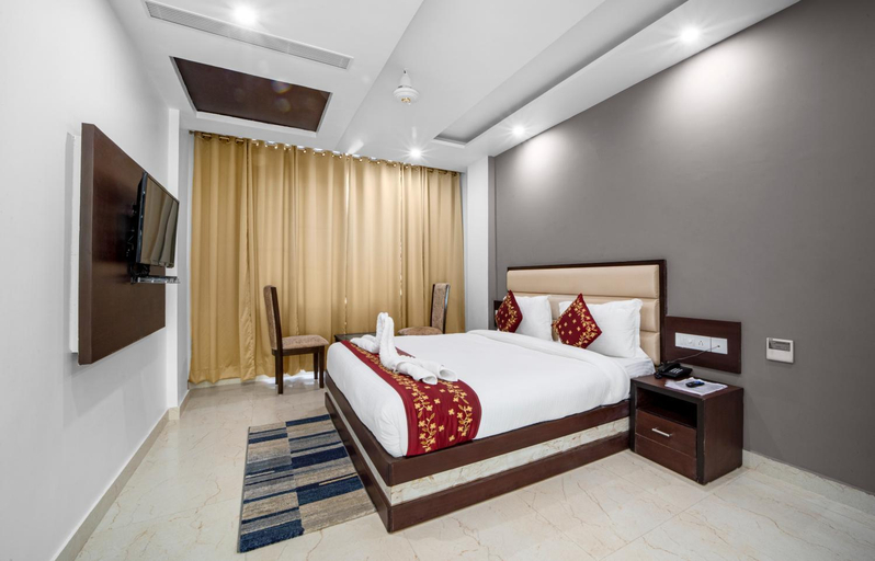 Others 4, Hotel Trimurti, Hardwar