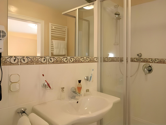 Bathroom 5, NaturBoutique Hotel RAUSZEIT, Waldeck-Frankenberg
