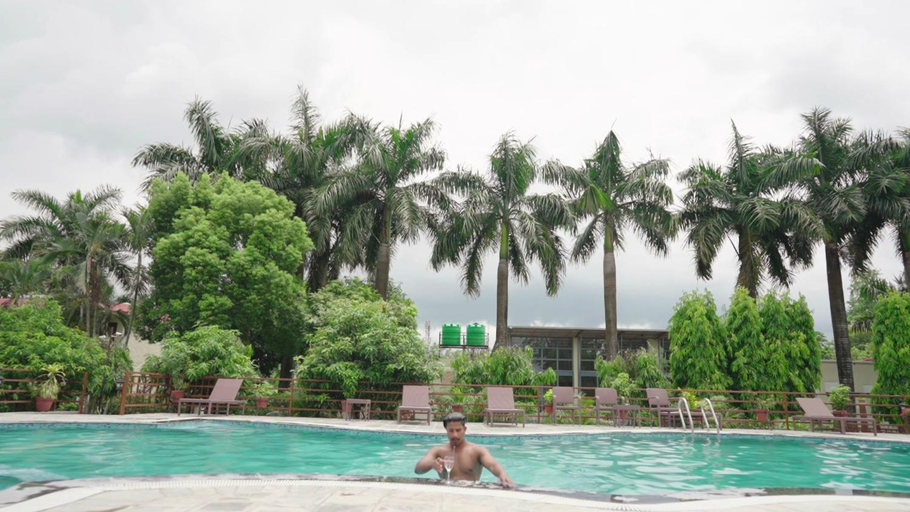 Sport & Beauty 2, Royal Tiger Luxury Resort, Narayani