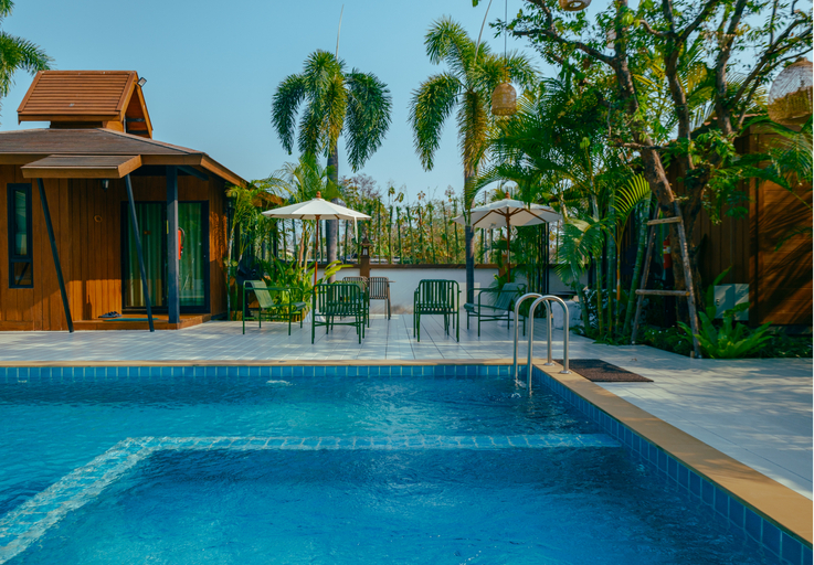 Swimming Pool 11