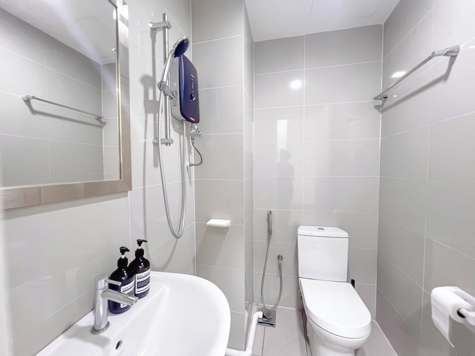 Bathroom 4