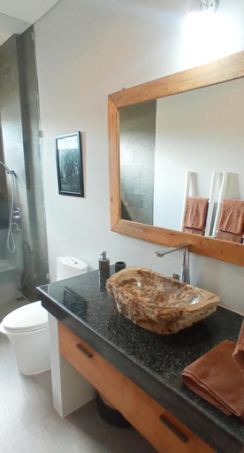 Bathroom 3, Bingin Pura Vida Villas, Badung
