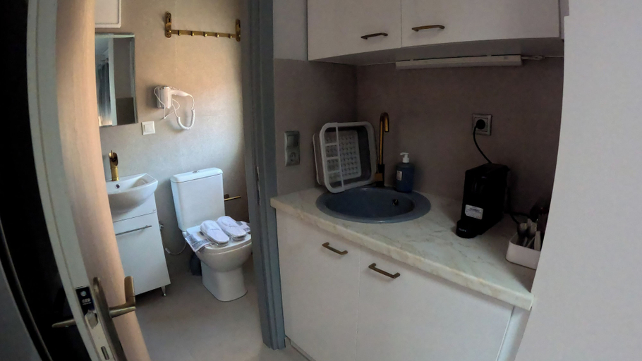 Bathroom 5, Data Maisonettes, North Aegean