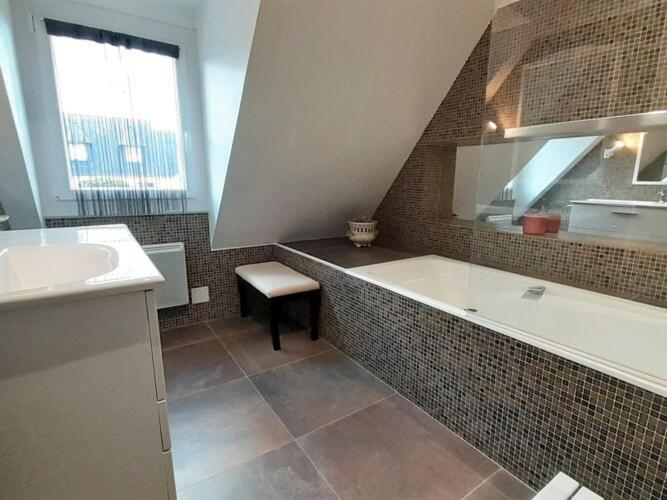 Bathroom 3, Holiday home with sea view, Perros Guirec, Côtes-d'Armor