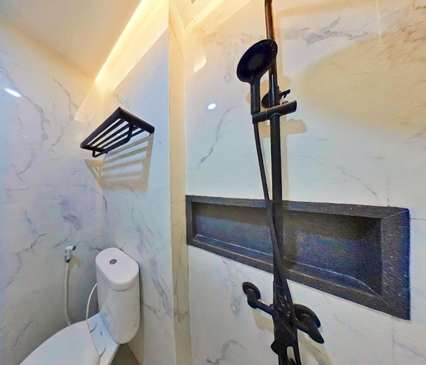 Bathroom 6