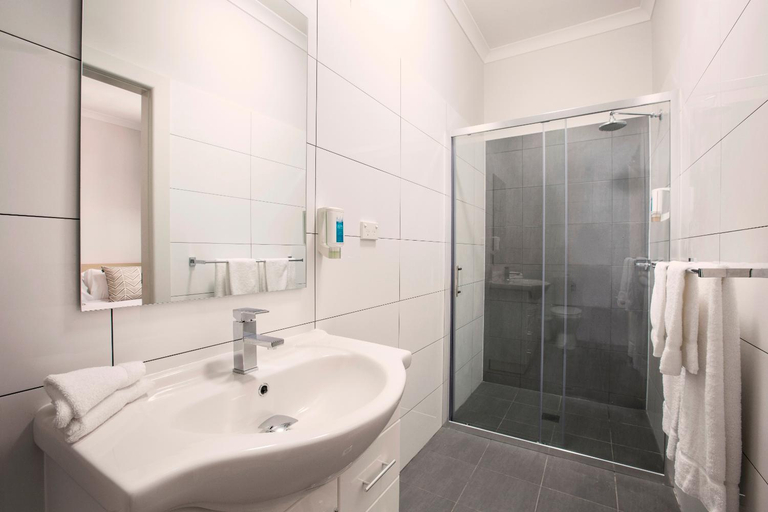 Bathroom 21