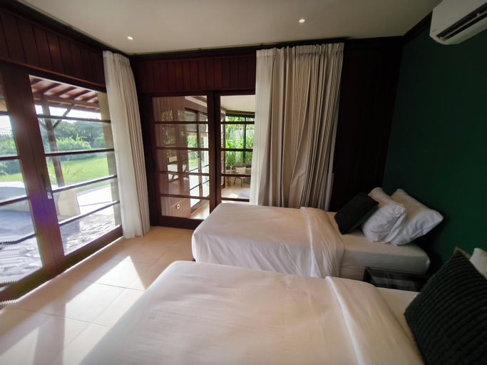 Bedroom 15