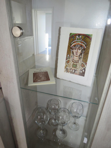 Others 4, Teodora Apartment, Ravenna