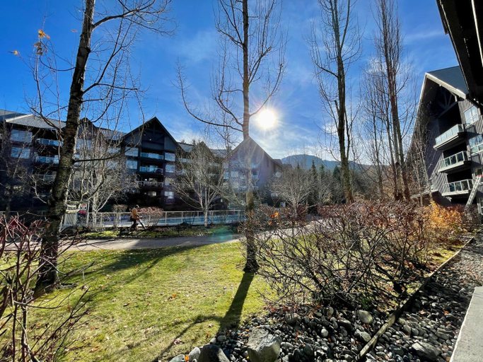 Others 5, Best ski in ski out condo at Whistler, Squamish-Lillooet