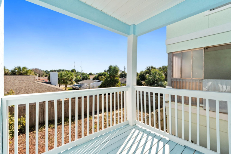Others 5, Beach House - Sunset Paradise by PHG, Bay