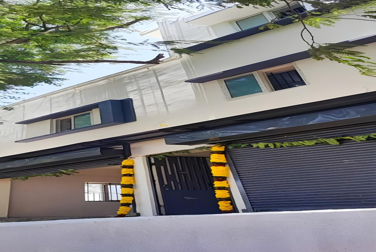 Others 4, R.V Ruthra Lodge, Tiruppur