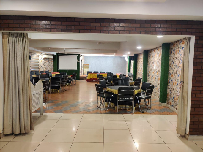 Others 4, Capitol Inn, Kasaragod