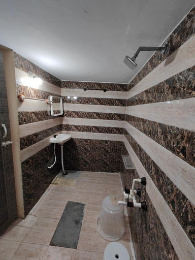 Bathroom 2, Yellow House, Mysore