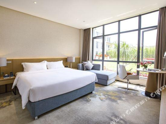 Bedroom 1, Lead Hotel(Foshan NanZhuang TaoCi City), Foshan