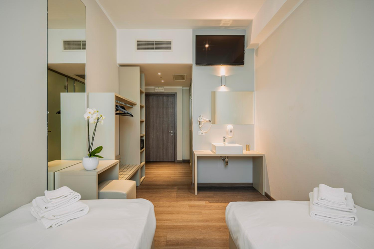 Bedroom 14