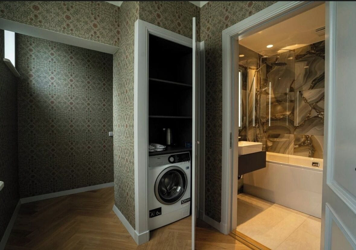 Bathroom 3, Roze Boutique Apartments, Liepaja
